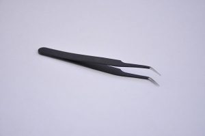 17008 - Curved Tweezer